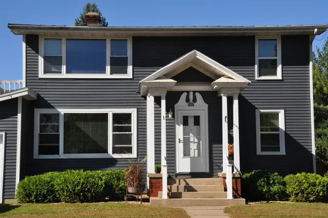 $280,000 | 322/324 Cincinnati Street, Spring Green, WI 53588