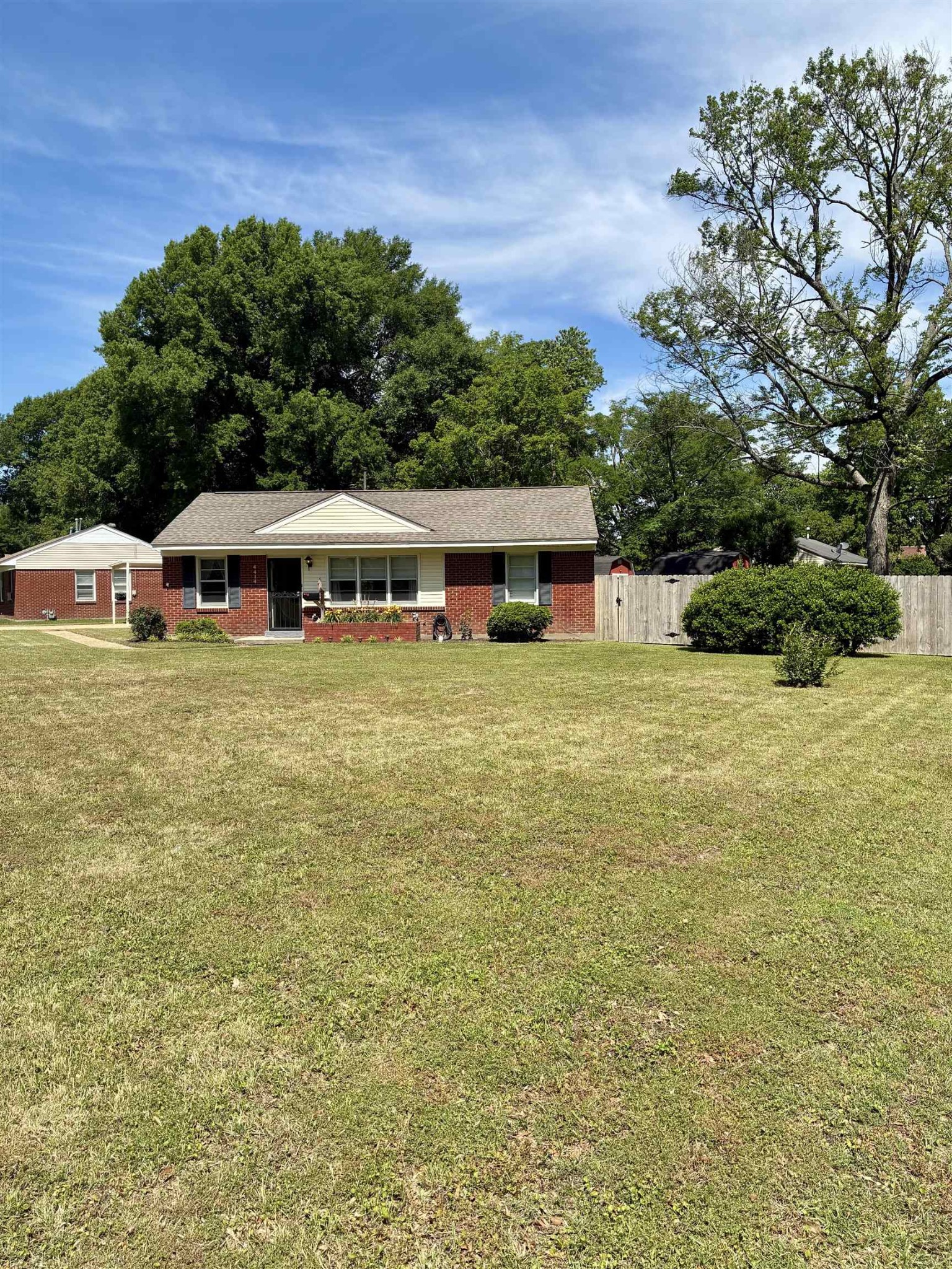 4414 Daytona Road Memphis, TN 38108 - Photo 2 of 4