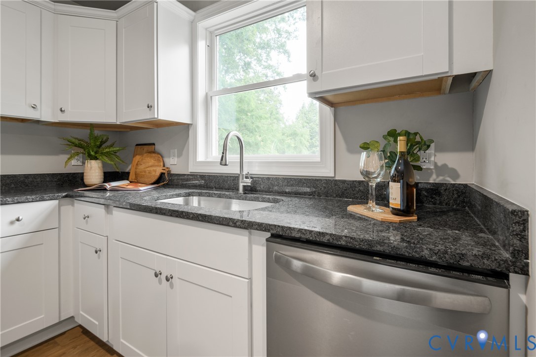 4400 Treely Road Chester, VA 23831 - Photo 19 of 41
