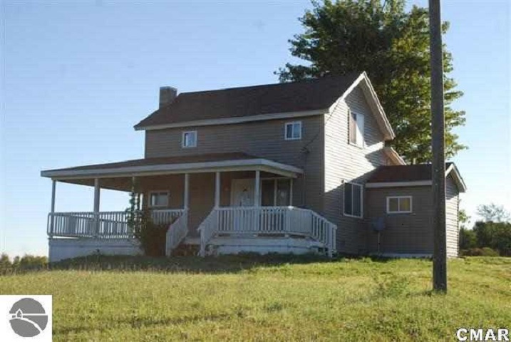 7193 South Rolland Road Blanchard, MI 49310 - Photo 1 of 5 1848371.JPG