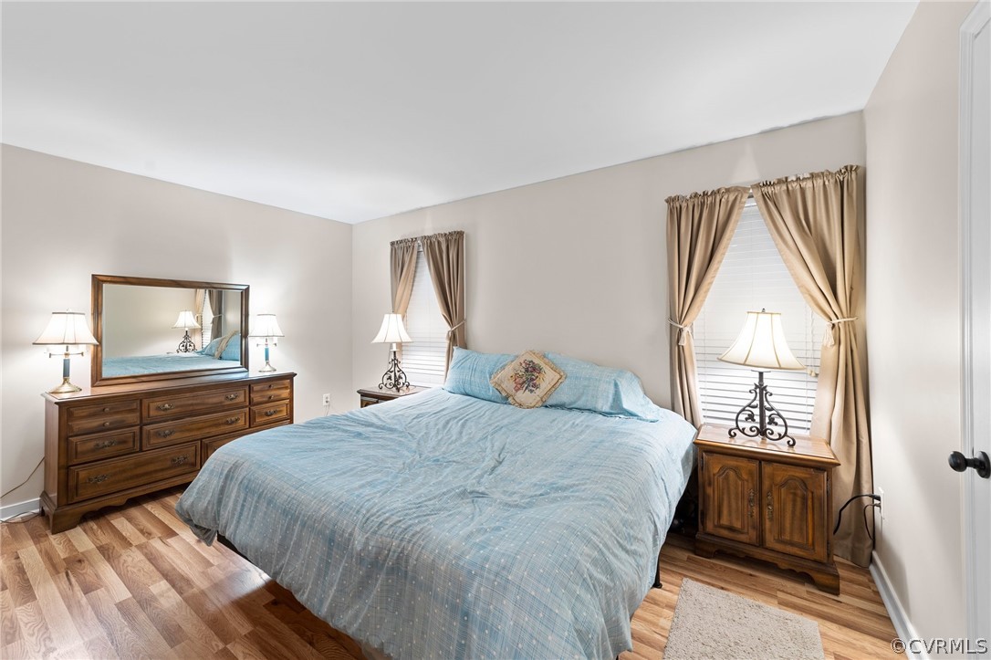 6810 Full Rack Circle Midlothian, VA 23112 - Photo 28 of 31 a bedroom with a bed and a window