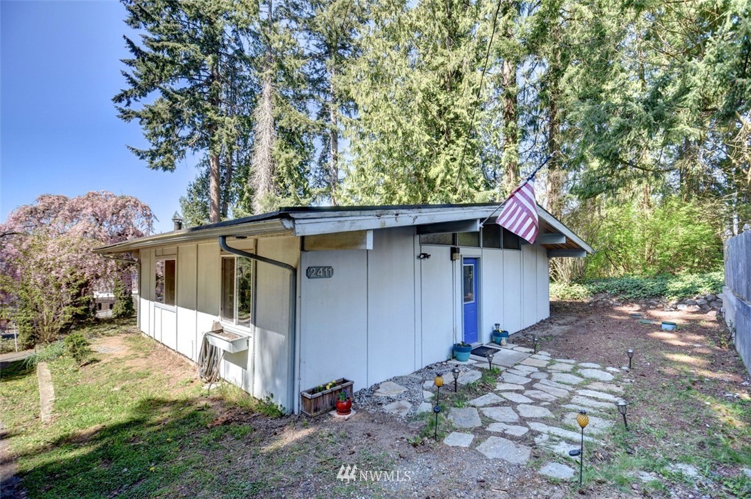 2411 Carpenter Road Southeast Lacey, WA 98503 - Photo 1 of 15 Gallery Image 1