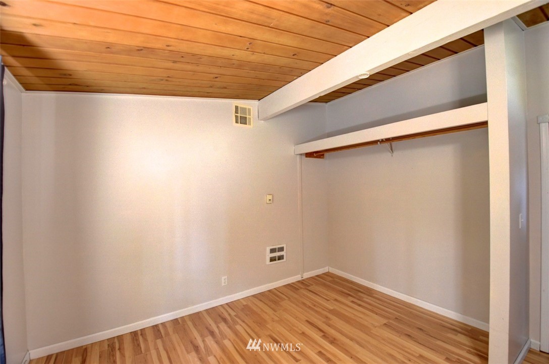 2411 Carpenter Road Southeast Lacey, WA 98503 - Photo 11 of 15 Gallery Image 11