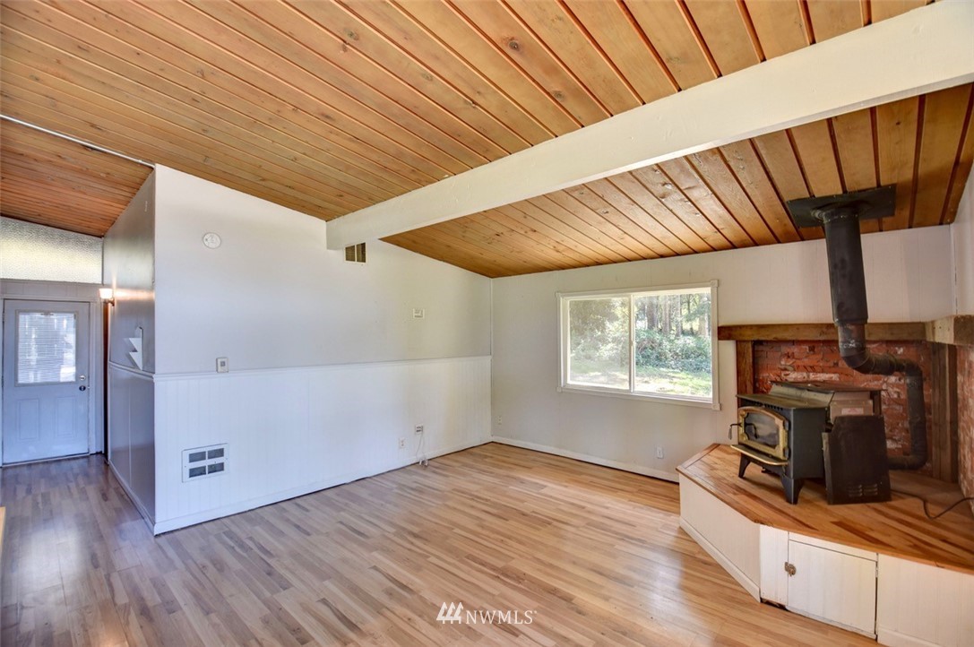 2411 Carpenter Road Southeast Lacey, WA 98503 - Photo 3 of 15 Gallery Image 3
