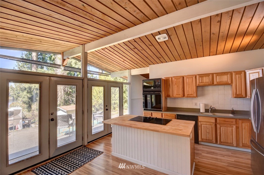 2411 Carpenter Road Southeast Lacey, WA 98503 - Photo 5 of 15 Gallery Image 5