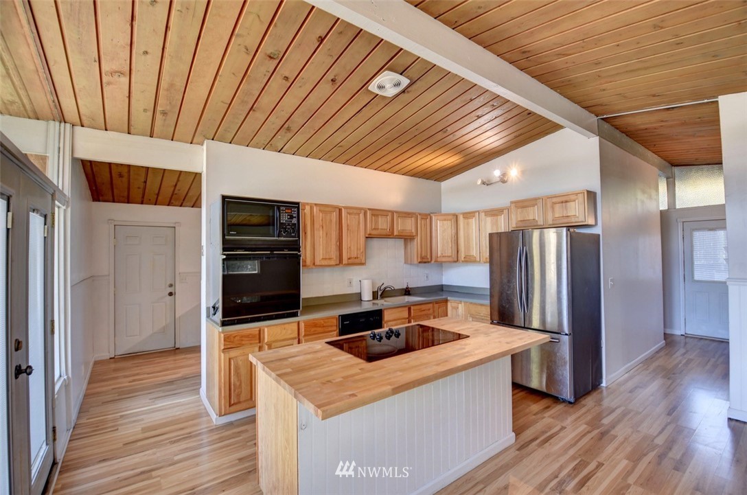 2411 Carpenter Road Southeast Lacey, WA 98503 - Photo 6 of 15 Gallery Image 6