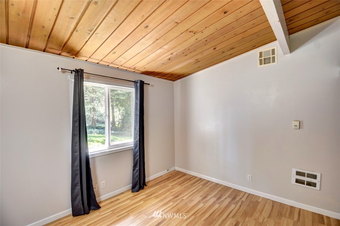 2411 Carpenter Road Southeast Lacey, WA 98503 - Photo 10 of 15 Gallery Image 10
