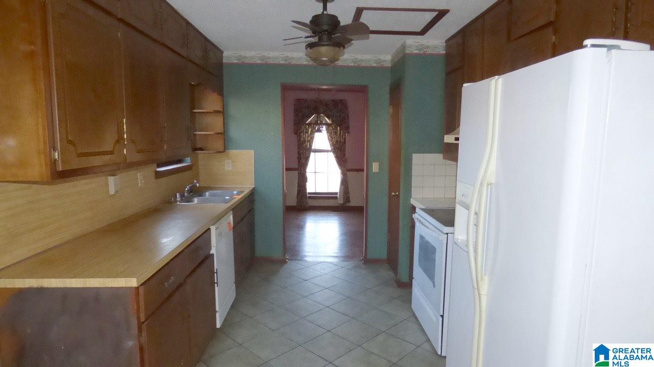 410 Cahaba Landings Road Birmingham, AL 35210 - Photo 8 of 12