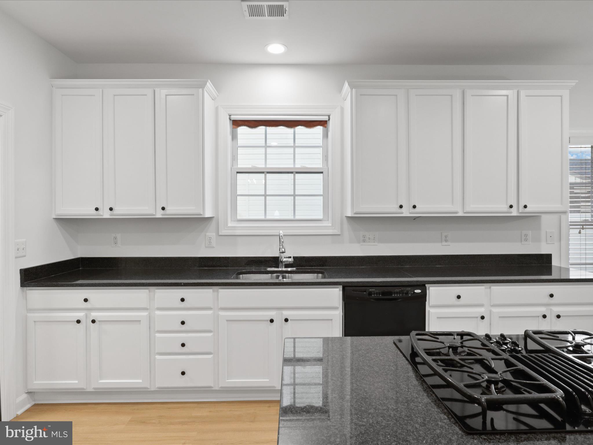 3507 16th Street South Arlington, VA 22204 - Photo 18 of 42