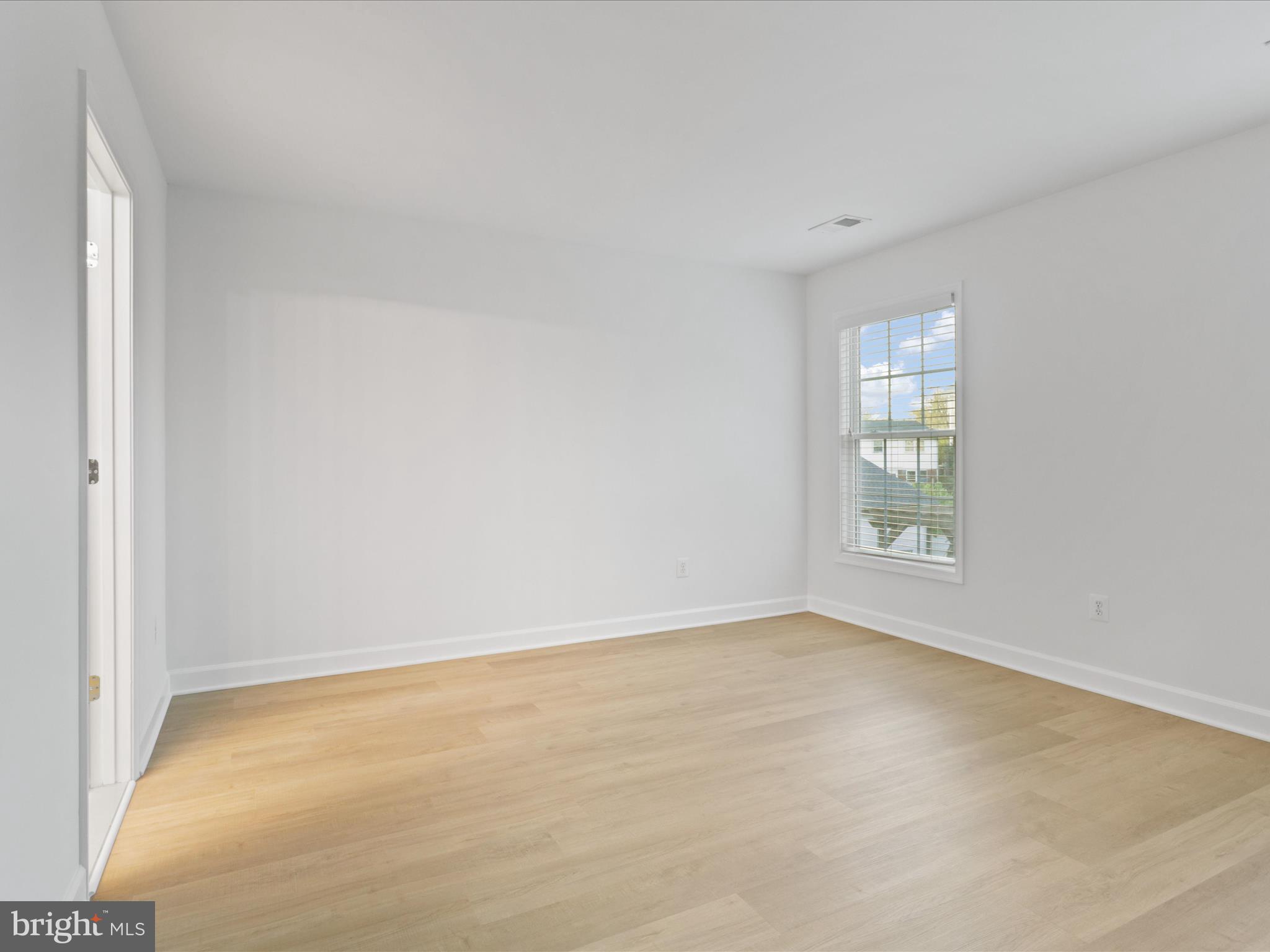 3507 16th Street South Arlington, VA 22204 - Photo 25 of 42