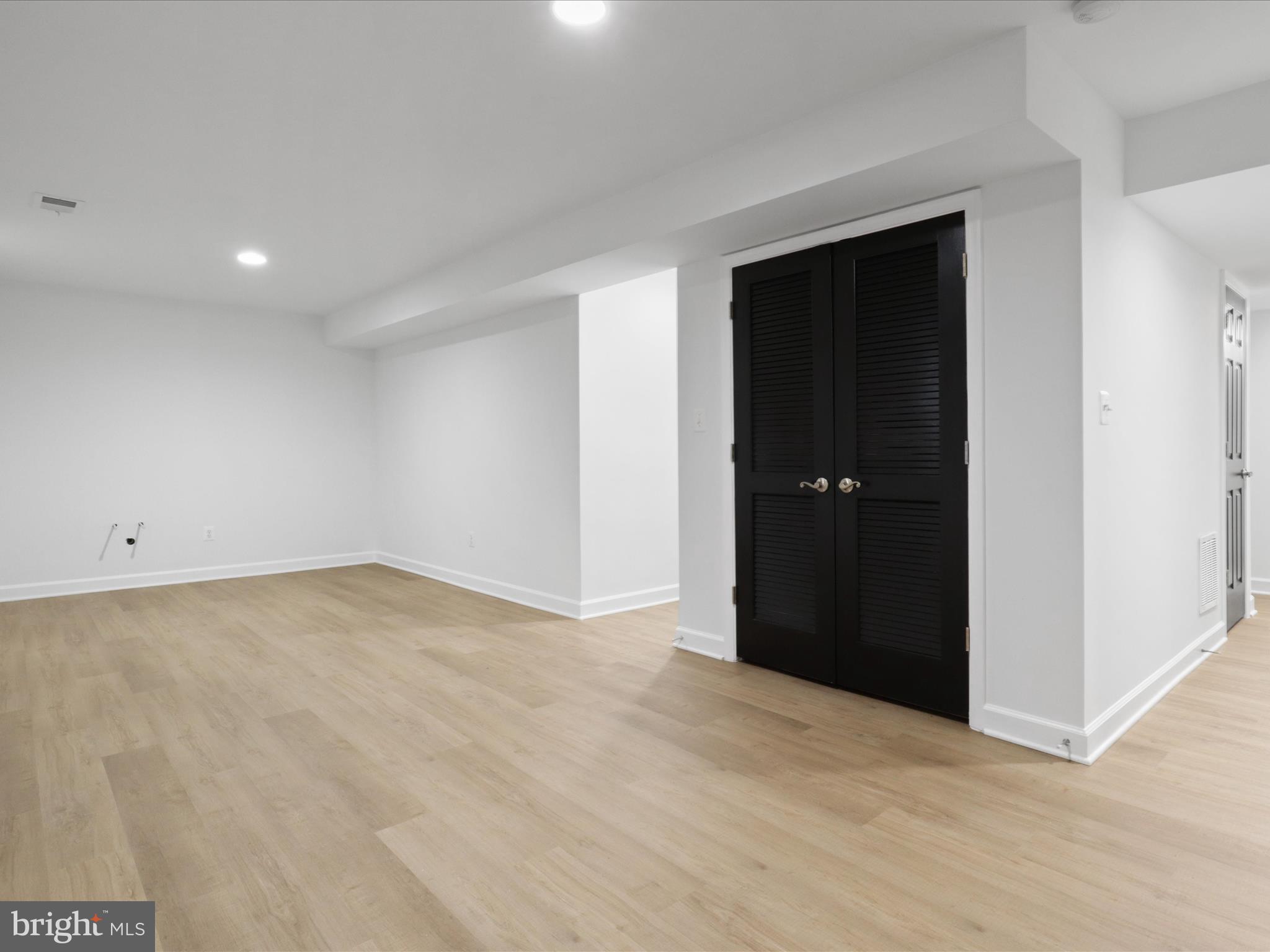 3507 16th Street South Arlington, VA 22204 - Photo 35 of 42