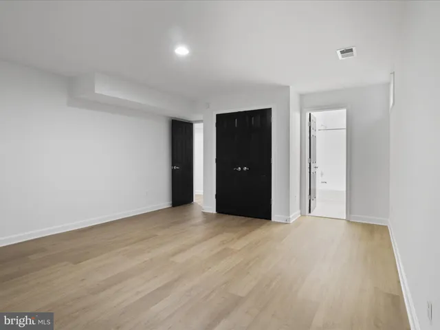 $5,900 | 3507 16th Street South, Arlington, VA 22204