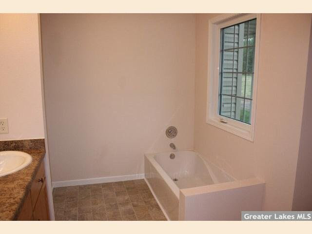 13805 Thompson Road Brainerd, MN 56401 - Photo 9 of 19 Gallery Image 9