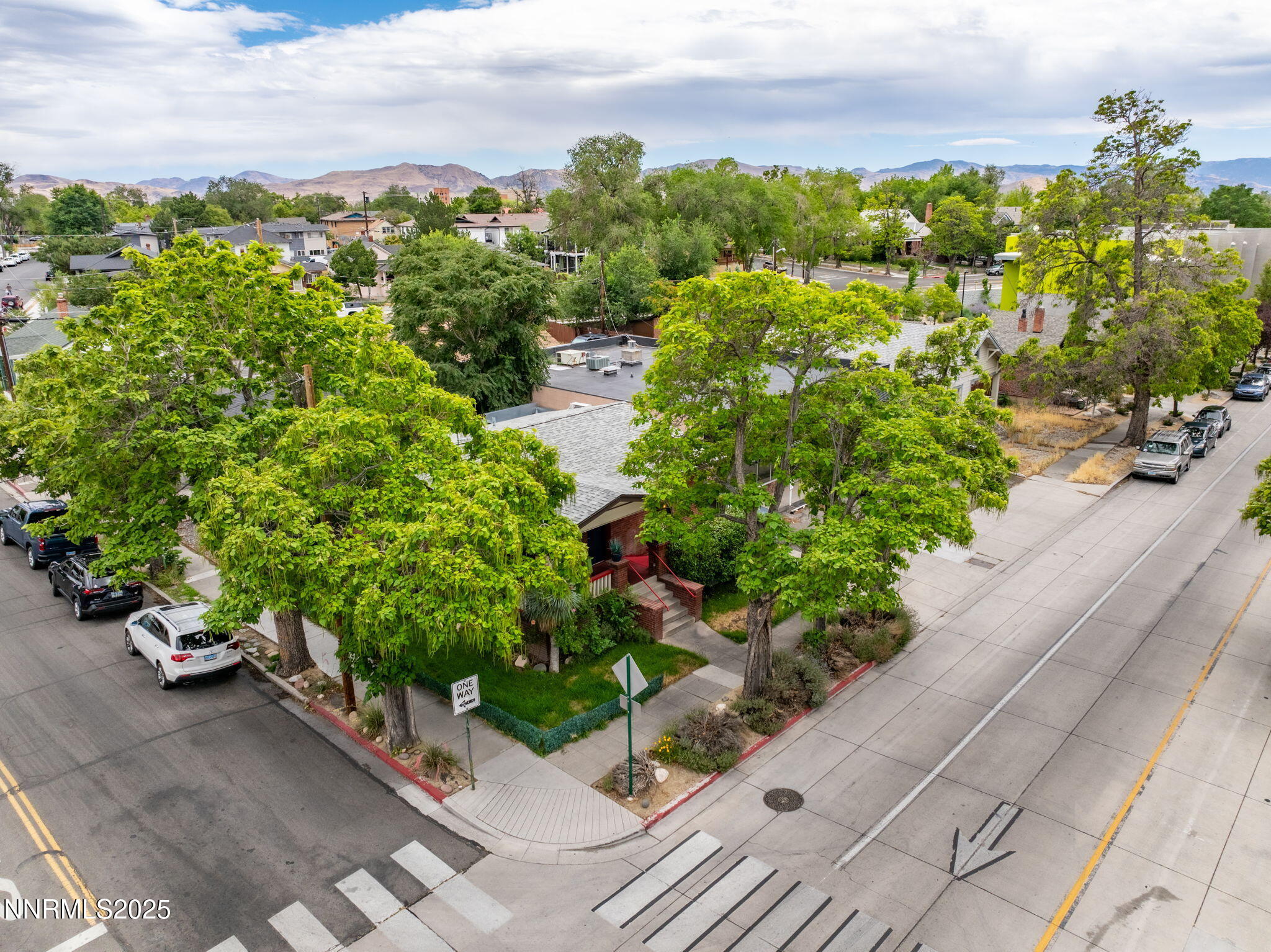 800 South Center Street Reno, NV 89501 - Photo 25 of 25 a view of a garden with plants