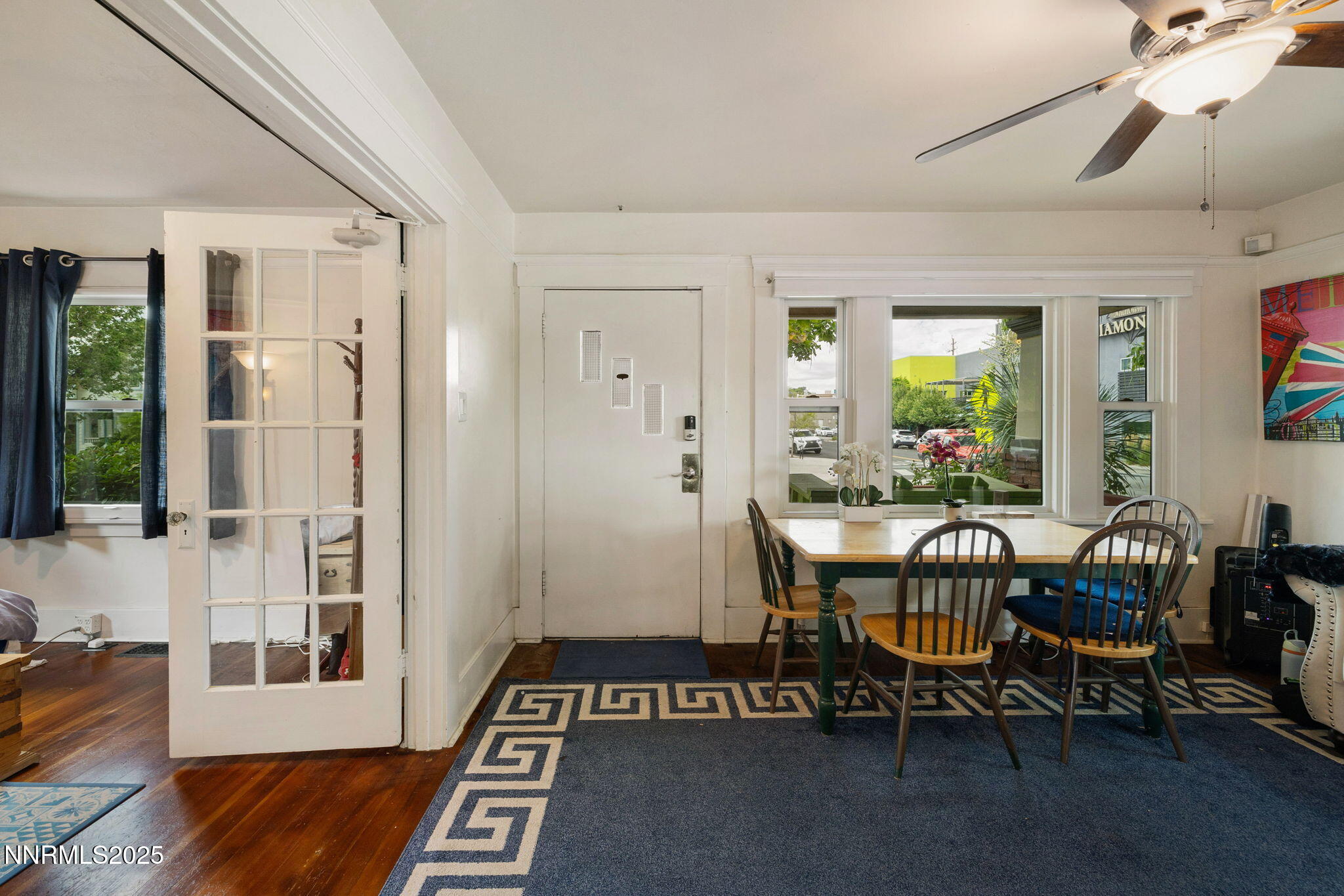 800 South Center Street Reno, NV 89501 - Photo 4 of 25 a view of a livingroom with furniture and windows