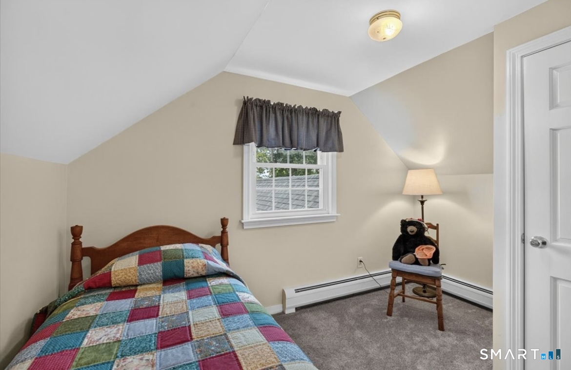 127 Helaine Road Manchester, CT 06042 - Photo 19 of 35