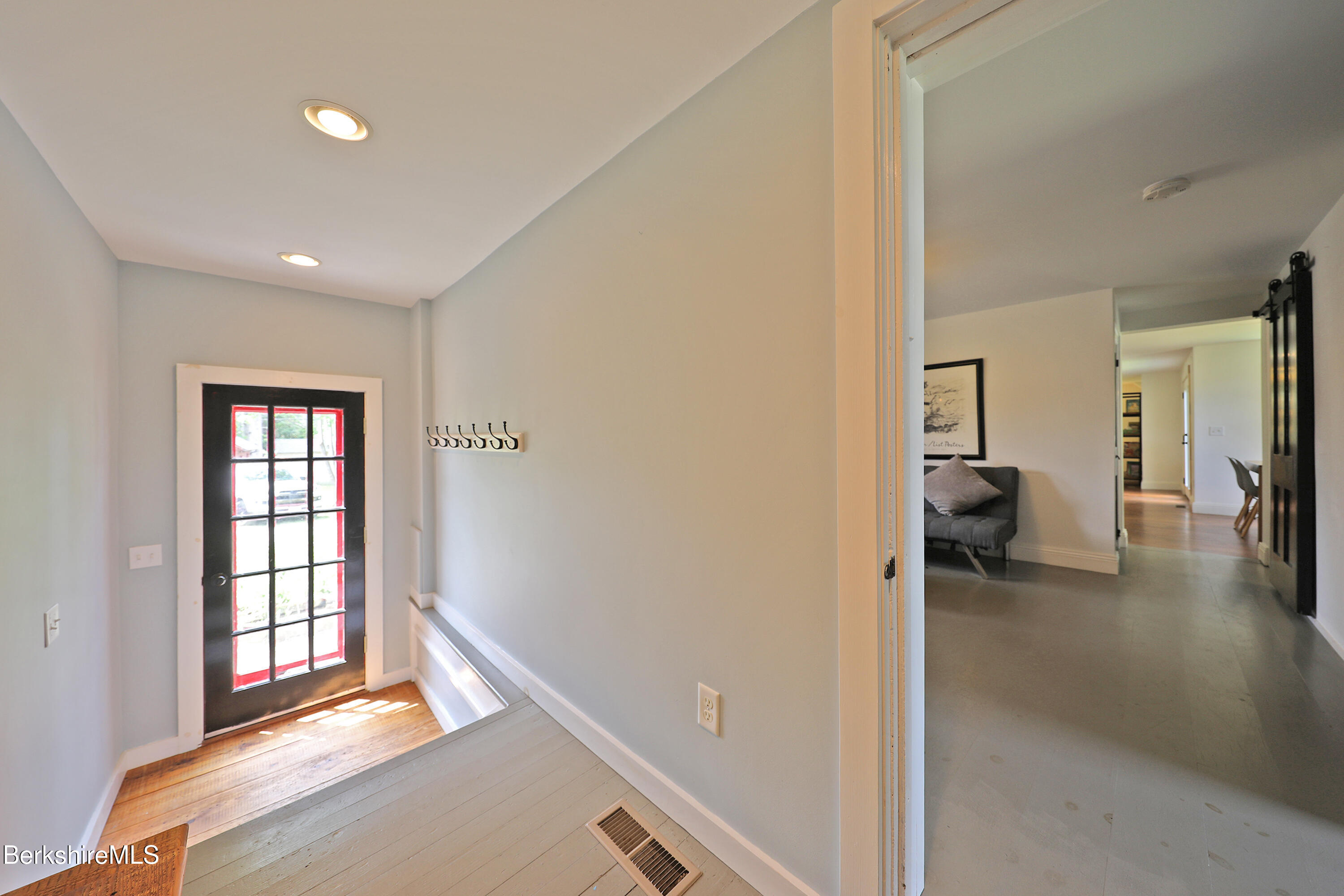 133 Holmes Road Pittsfield, MA 01201 - Photo 26 of 50 MUDROOM