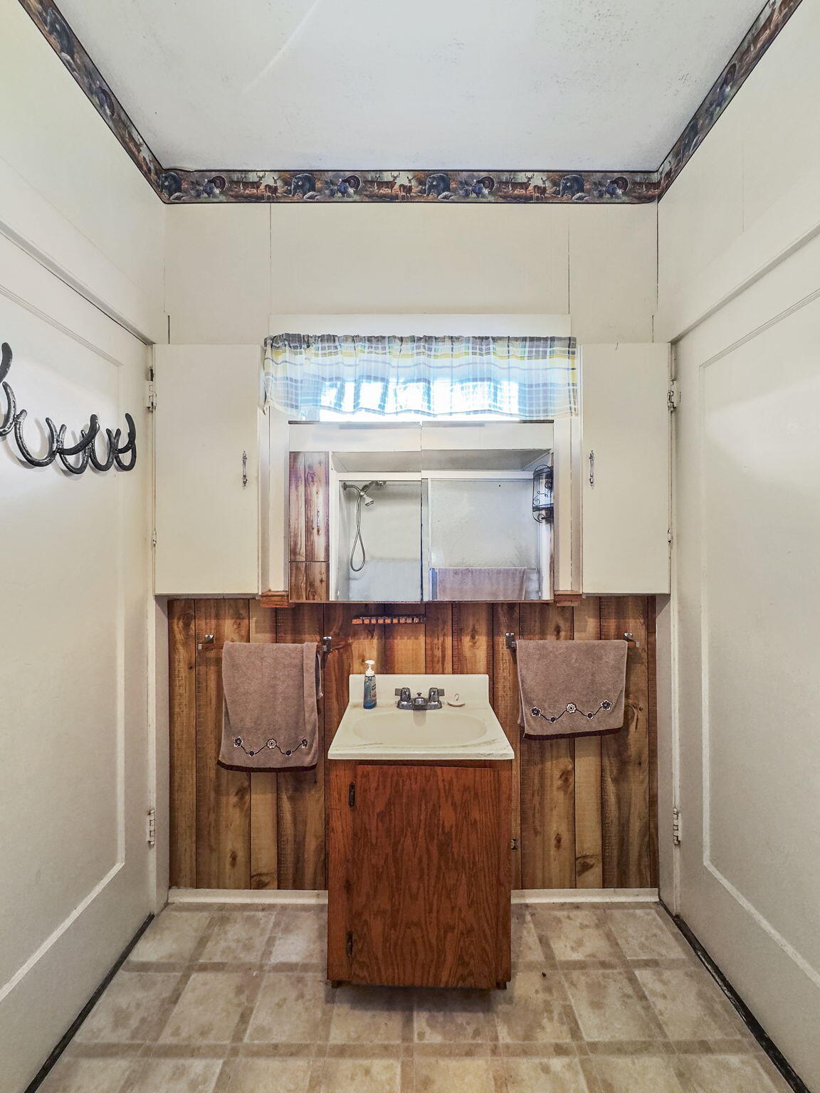 311 Hookton Road Loleta, CA 95551 - Photo 16 of 33 311 Hookton - Bathroom