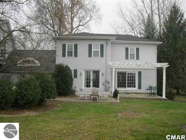7823 South Whiteville Road Shepherd, MI 48883 - Photo 4 of 25 1774625-3.JPG