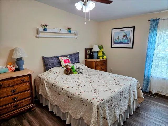 $349,000 | 1049 Southeast 475th Road, Knob Noster, MO 65336