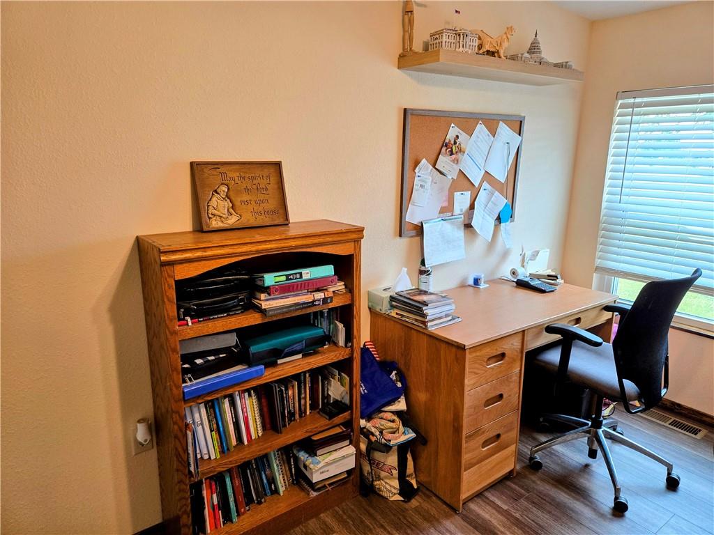 1049 Southeast 475th Road Knob Noster, MO 65336 - Photo 18 of 47