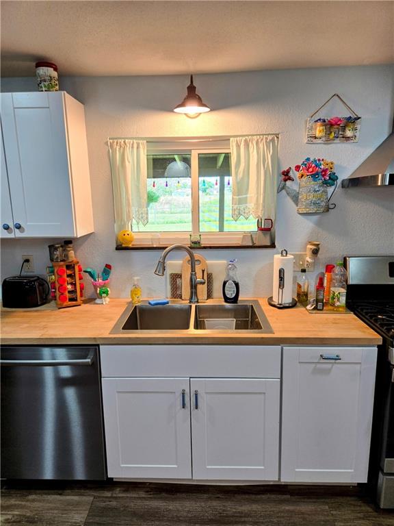 1049 Southeast 475th Road Knob Noster, MO 65336 - Photo 3 of 47