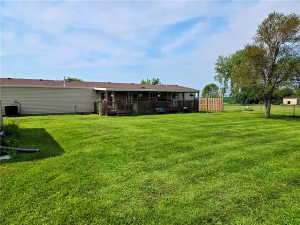 $339,000 | 1049 Southeast 475th Road, Knob Noster, MO 65336