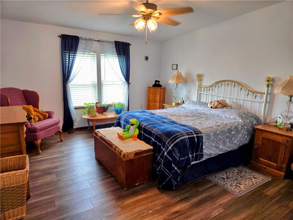 1049 Southeast 475th Road Knob Noster, MO 65336 - Photo 6 of 47