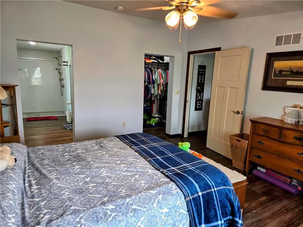 $339,000 | 1049 Southeast 475th Road, Knob Noster, MO 65336