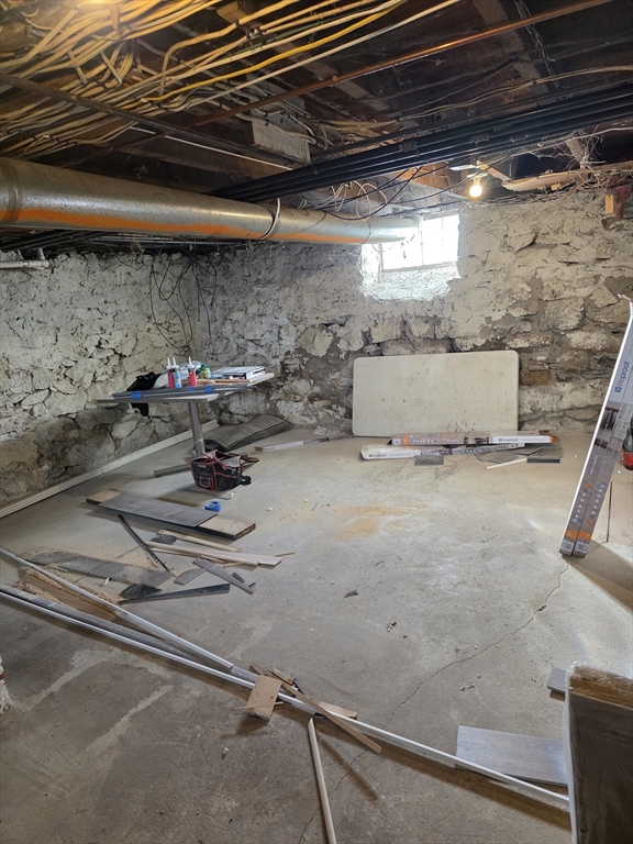 33 Plain Street Fall River, MA 02723 - Photo 5 of 15