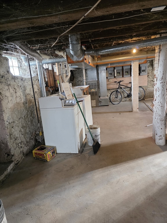 33 Plain Street Fall River, MA 02723 - Photo 6 of 15