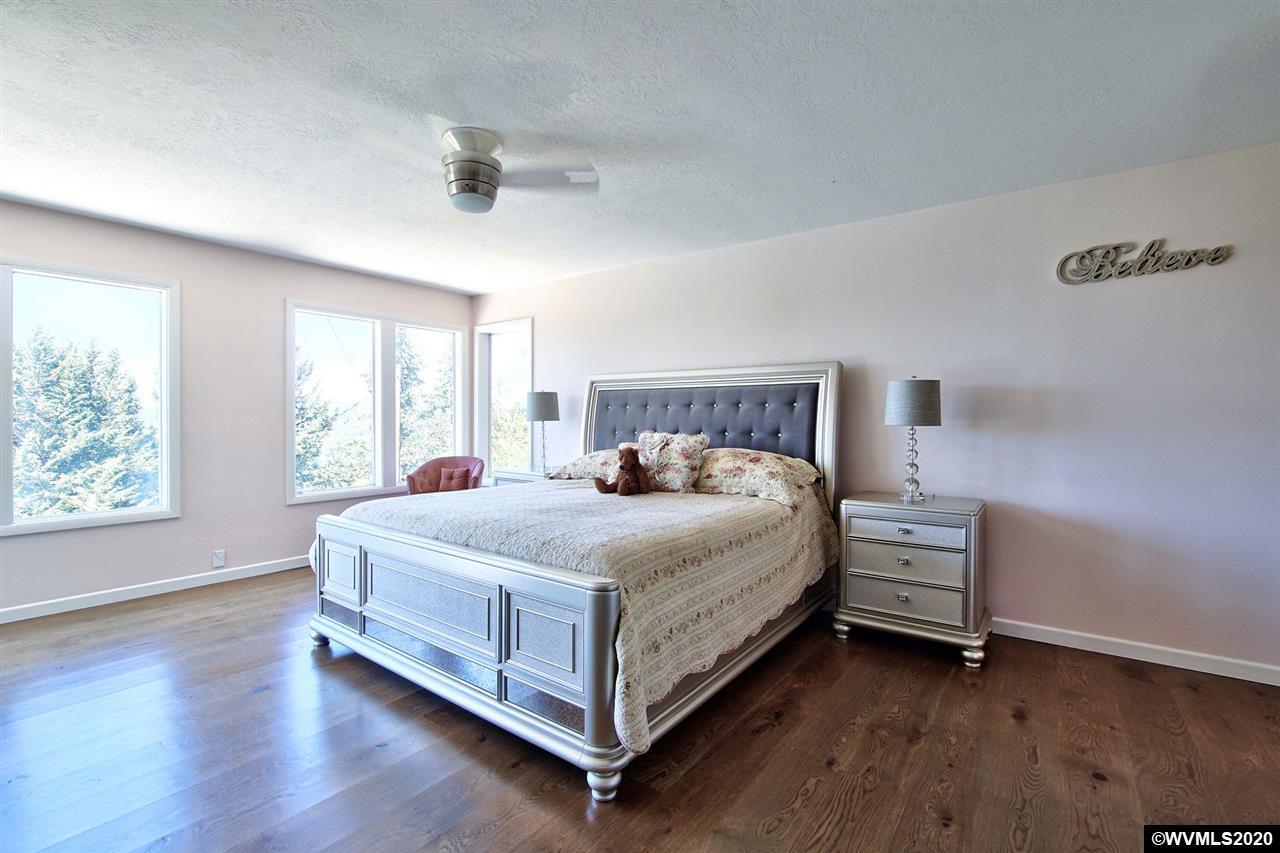 1845 Rio Vista Way South Salem, OR 97302 - Photo 14 of 39