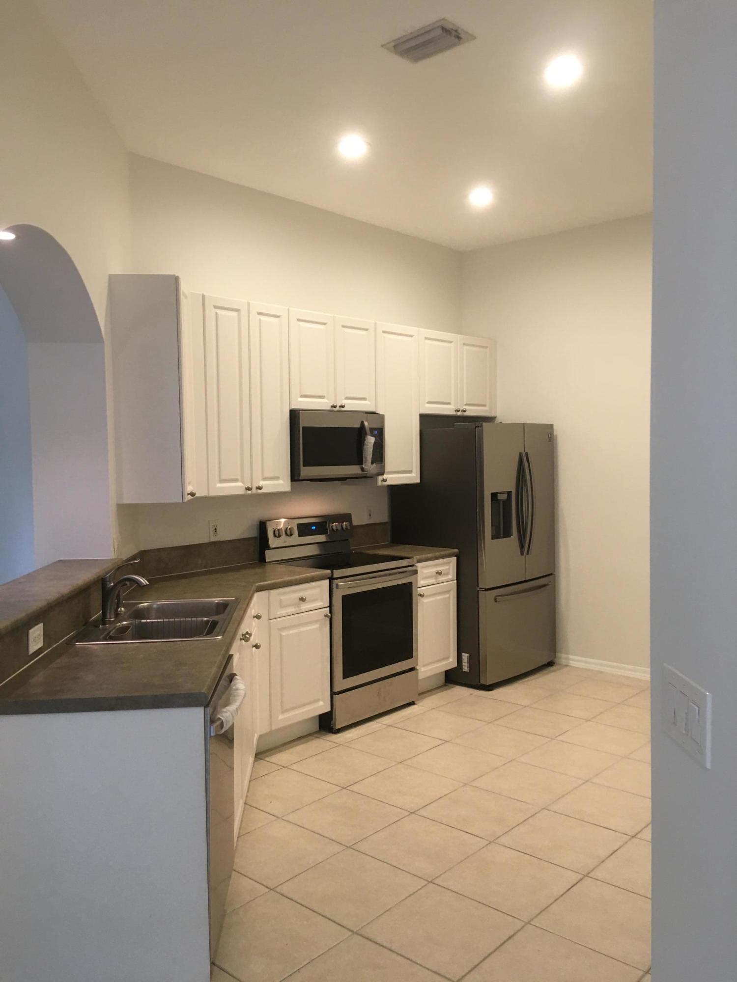 155 Coconut Key Lane Delray Beach, FL 33484 - Photo 12 of 42 IMG_5186