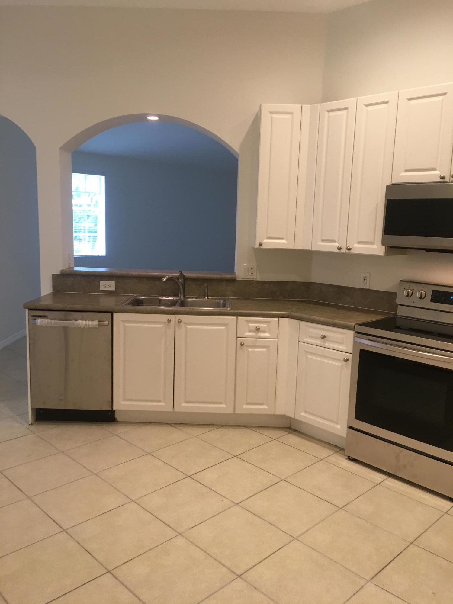 155 Coconut Key Lane Delray Beach, FL 33484 - Photo 14 of 42 IMG_5202 (1)