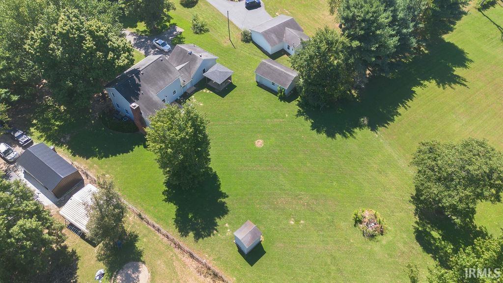 117 Mill Street Bedford, IN 47421 - Photo 2 of 33