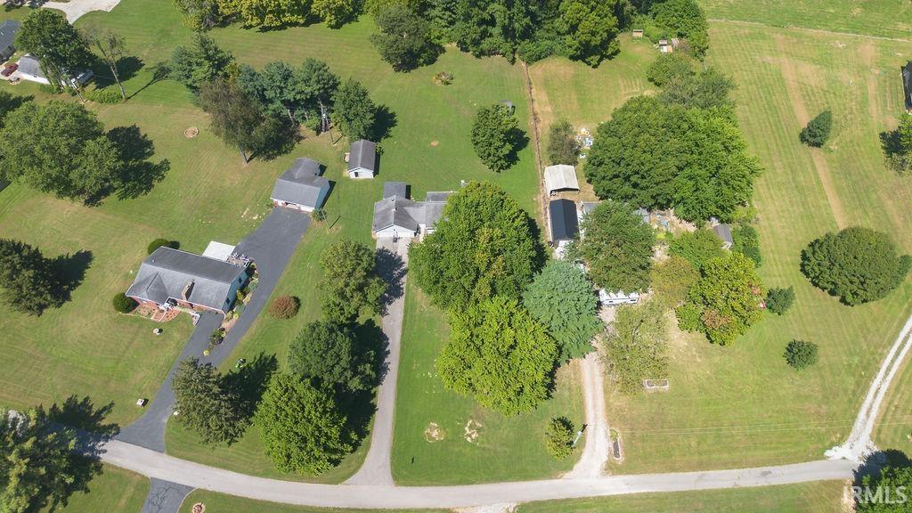 117 Mill Street Bedford, IN 47421 - Photo 4 of 33