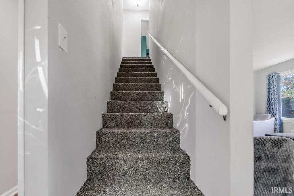 117 Mill Street Bedford, IN 47421 - Photo 8 of 33