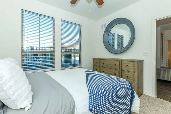 $1,189 | 7011 McKinney Falls Parkway, Austin, TX 78744