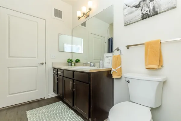 $1,189 | 7011 McKinney Falls Parkway, Austin, TX 78744