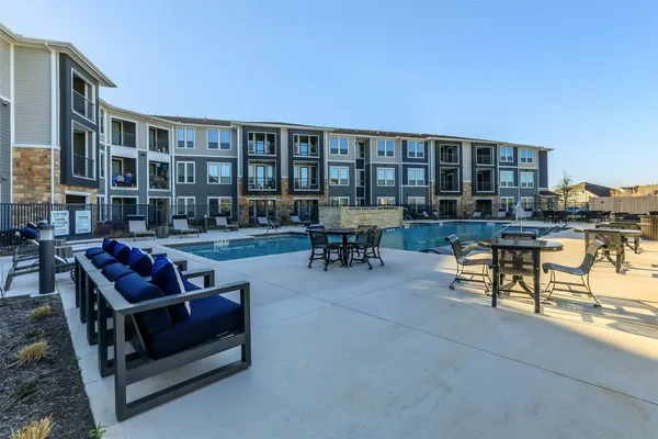 $1,189 | 7011 McKinney Falls Parkway, Austin, TX 78744