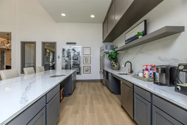 $1,189 | 7011 McKinney Falls Parkway, Austin, TX 78744