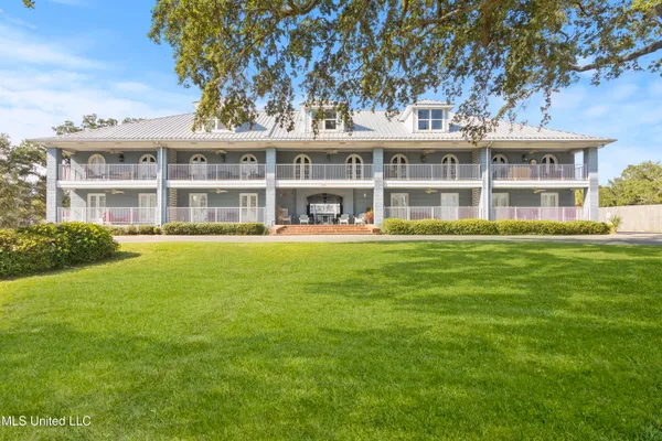 $172,000 | 1282 Beach Boulevard, Unit 220, Biloxi, MS 39530