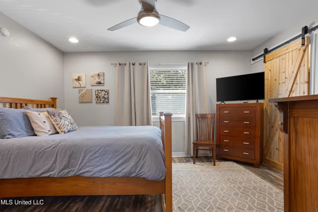 $172,000 | 1282 Beach Boulevard, Unit 220, Biloxi, MS 39530