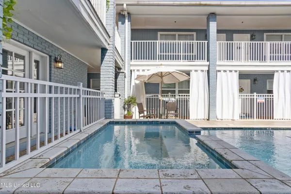 $172,000 | 1282 Beach Boulevard, Unit 220, Biloxi, MS 39530
