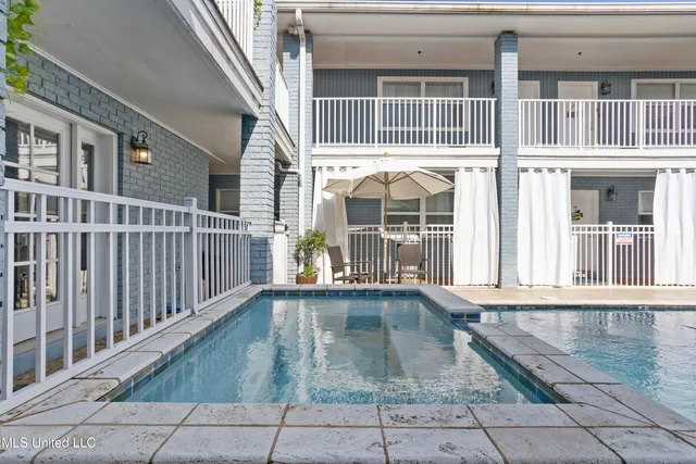 $172,000 | 1282 Beach Boulevard, Unit 220, Biloxi, MS 39530