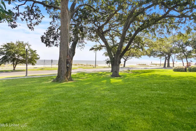 $172,000 | 1282 Beach Boulevard, Unit 220, Biloxi, MS 39530