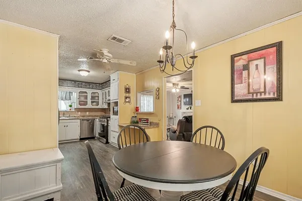 $249,500 | 508 West 9th Street, Kemp, TX 75143