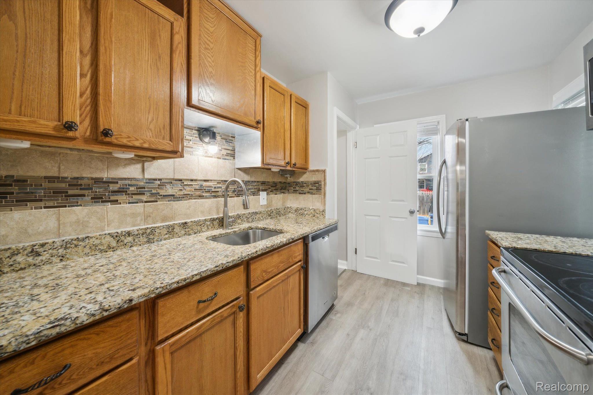 4430 Chicago Road Warren, MI 48092 - Photo 9 of 35 Gallery Image 9