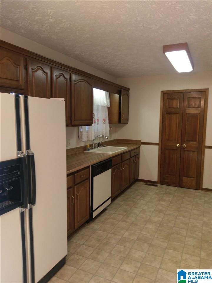 338 Collum Street Jemison, AL 35085 - Photo 13 of 27