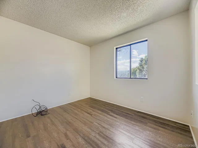 $200,000 | 2929 West Floyd Avenue, Unit 212, Denver, CO 80236
